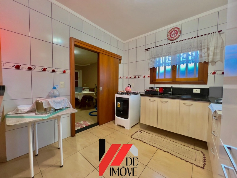 CASA A VENDA COM 4 DORMITÓRIOS EM CAPÃO DA CANOA: 5ª foto da galeria de imagens do imóvel