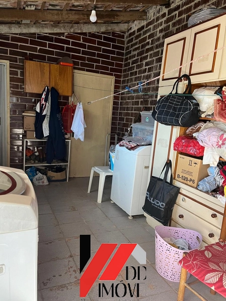 TERRENO COM TRES CASAS!: 15ª foto da galeria de imagens do imóvel