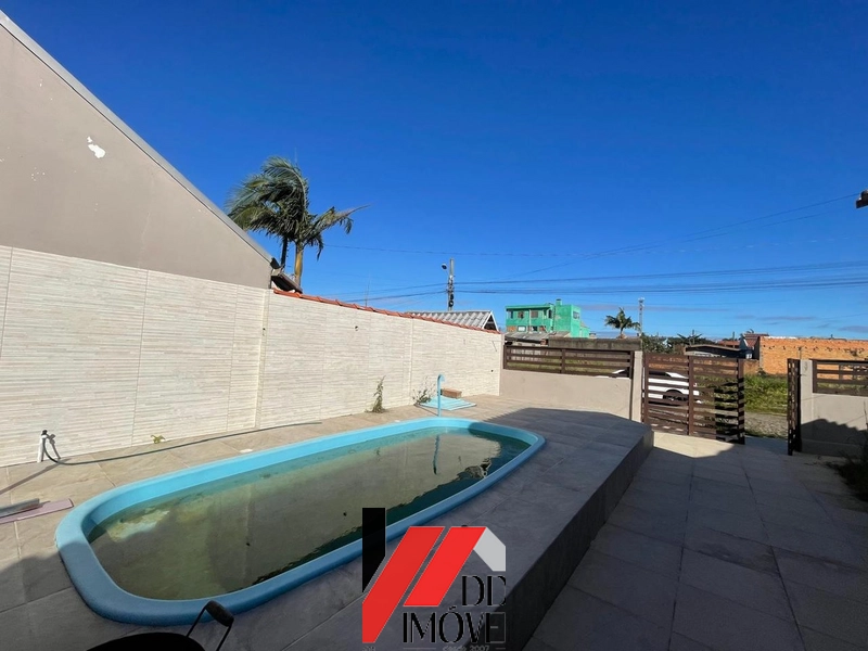 CASA EM TERRENO INTEIRO COM PISCINA: 10ª foto da galeria de imagens do imóvel
