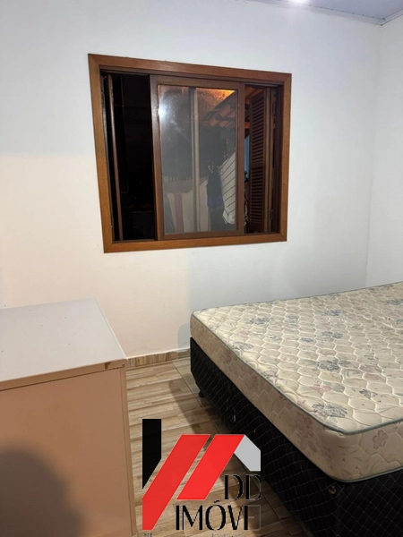 CASA EM TERRENO INTEIRO COM PISCINA: 28ª foto da galeria de imagens do imóvel