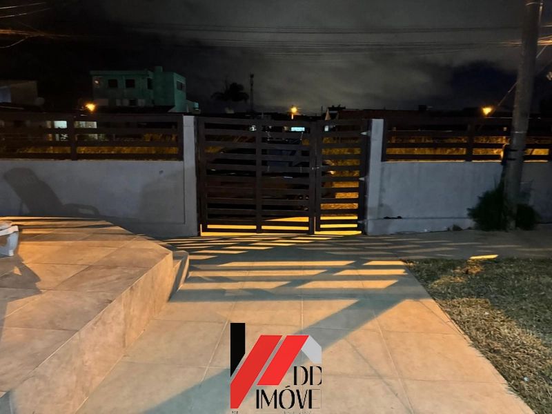 CASA EM TERRENO INTEIRO COM PISCINA: 19ª foto da galeria de imagens do imóvel