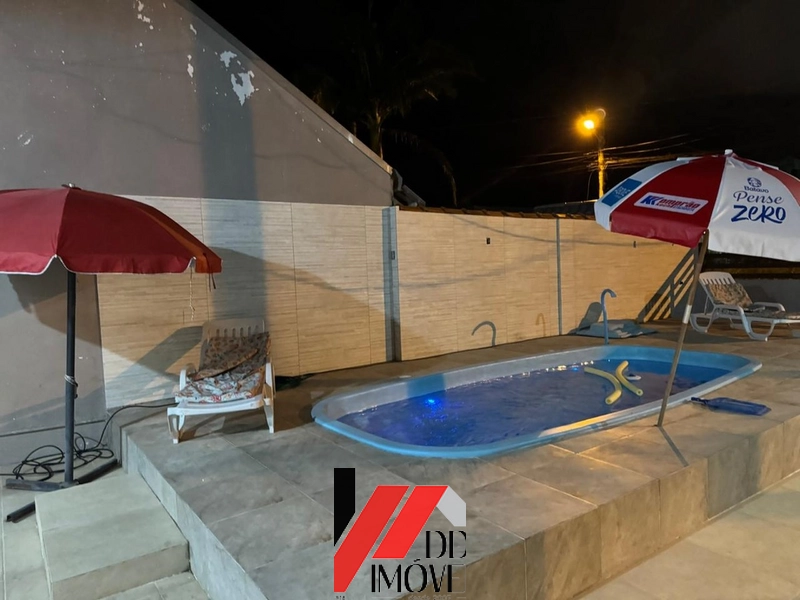 CASA EM TERRENO INTEIRO COM PISCINA: 21ª foto da galeria de imagens do imóvel
