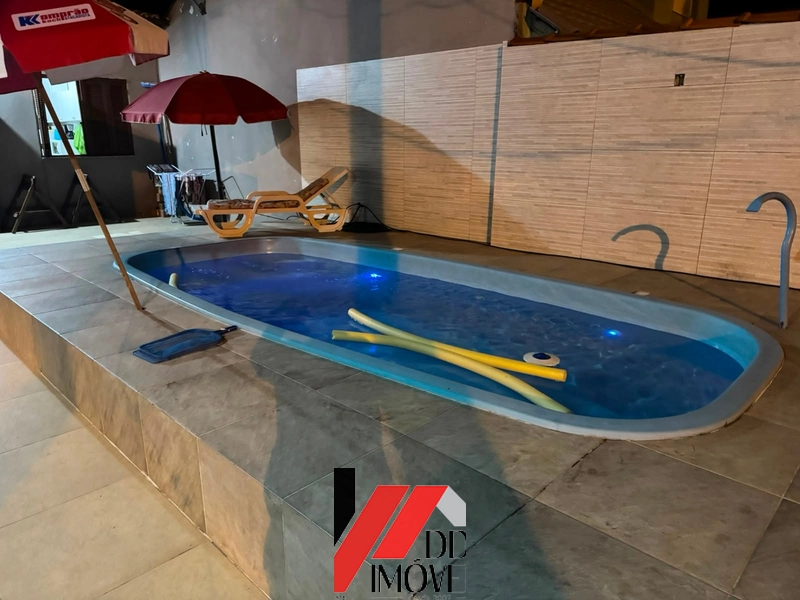 CASA EM TERRENO INTEIRO COM PISCINA: 29ª foto da galeria de imagens do imóvel