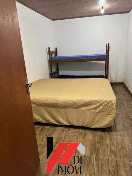 CASA EM TERRENO INTEIRO COM PISCINA: 24ª foto da galeria de imagens do imóvel