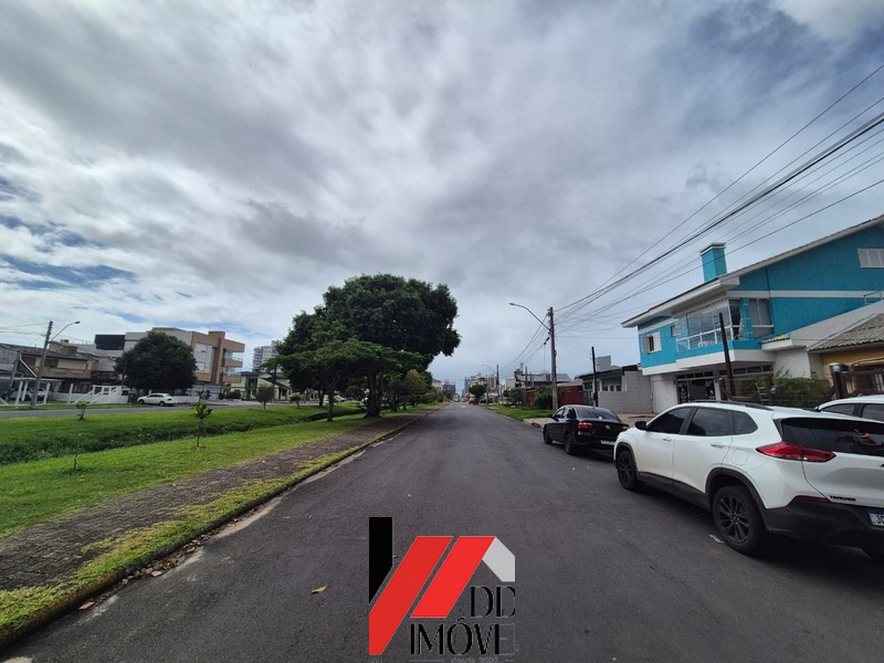 CASA DE ESQUINA A VENDA EM ÓTIMA LOCALIZAÇÃO!: 2ª foto da galeria de imagens do imóvel