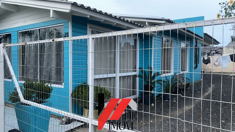 CASA MISTA A VENDA EM CAPÃO DA CANOA: 1ª foto da galeria de imagens do imóvel