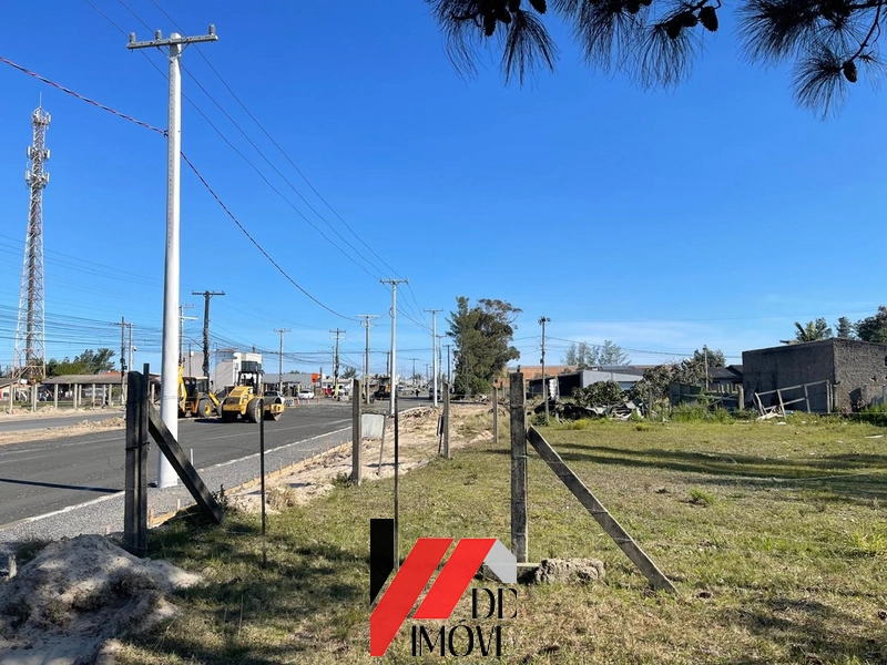TERRENO COM DUAS CASAS GEMINADAS: 4ª foto da galeria de imagens do imóvel