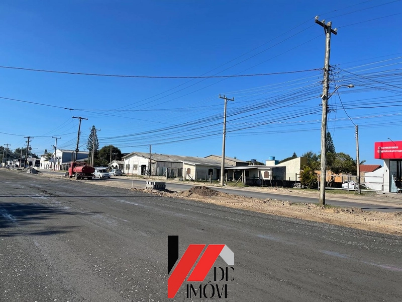 TERRENO COM DUAS CASAS GEMINADAS: 2ª foto da galeria de imagens do imóvel