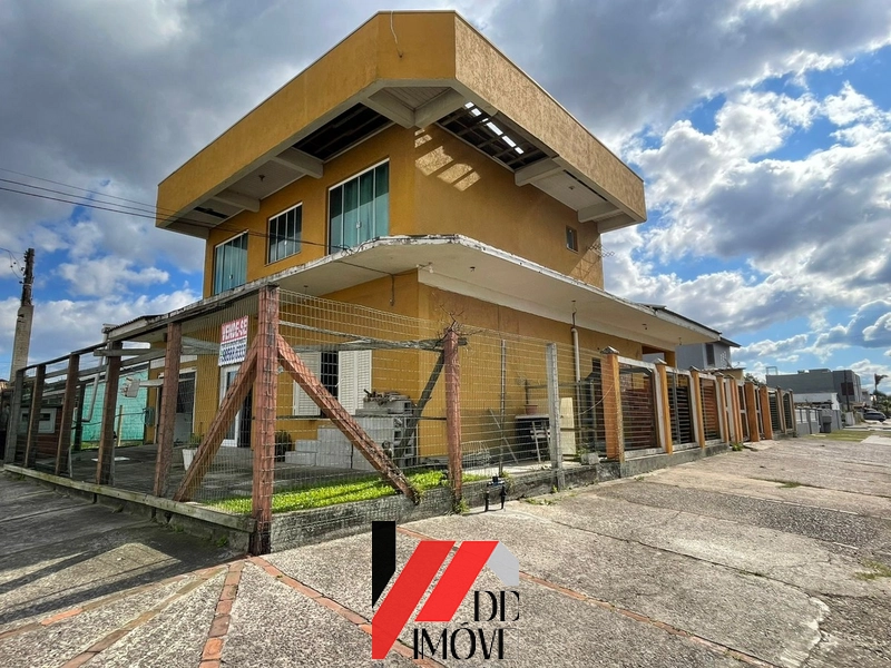DUAS SALAS COMERCIAIS, DOIS APARTAMENTOS E 3 KIT NETS NA ZONA NOVA: 1ª foto da galeria de imagens do imóvel