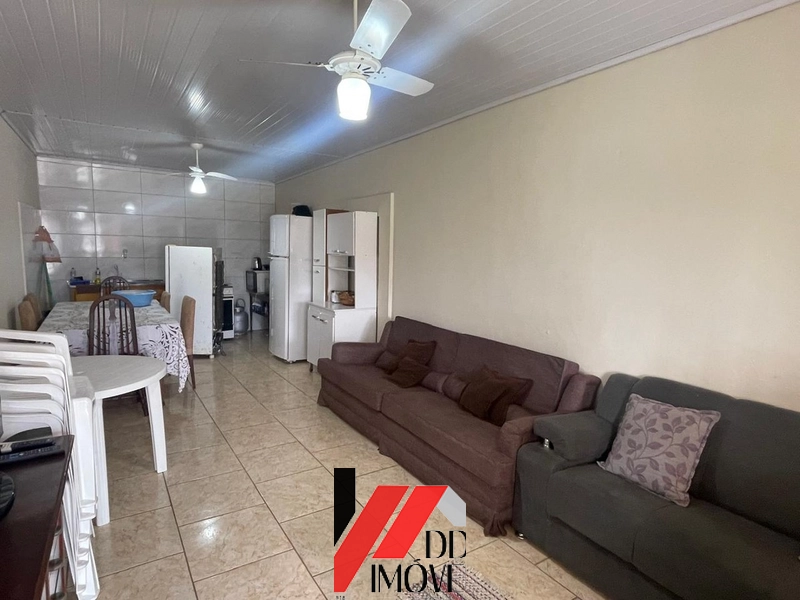 CASA EM TERRENO AMPLO NO ARCO IRIS!: 5ª foto da galeria de imagens do imóvel