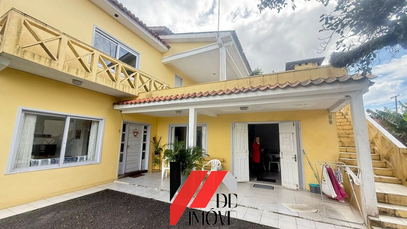 Casa em Capão da Canoa com 05 dormitórios e 3 banheiros!: 12ª foto da galeria de imagens do imóvel