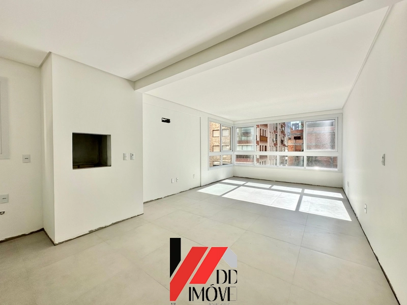 APARTAMENTO AMPLO COM SACADA DE FRENTE, JUNTO AO MAR: 2ª foto da galeria de imagens do imóvel