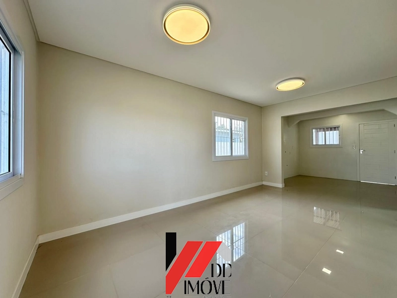 CASA À VENDA EM CAPÃO DA CANOA: 2ª foto da galeria de imagens do imóvel