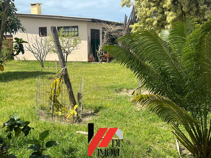 CASA A POUCOS METROS DO MAR: 1ª foto da galeria de imagens do imóvel