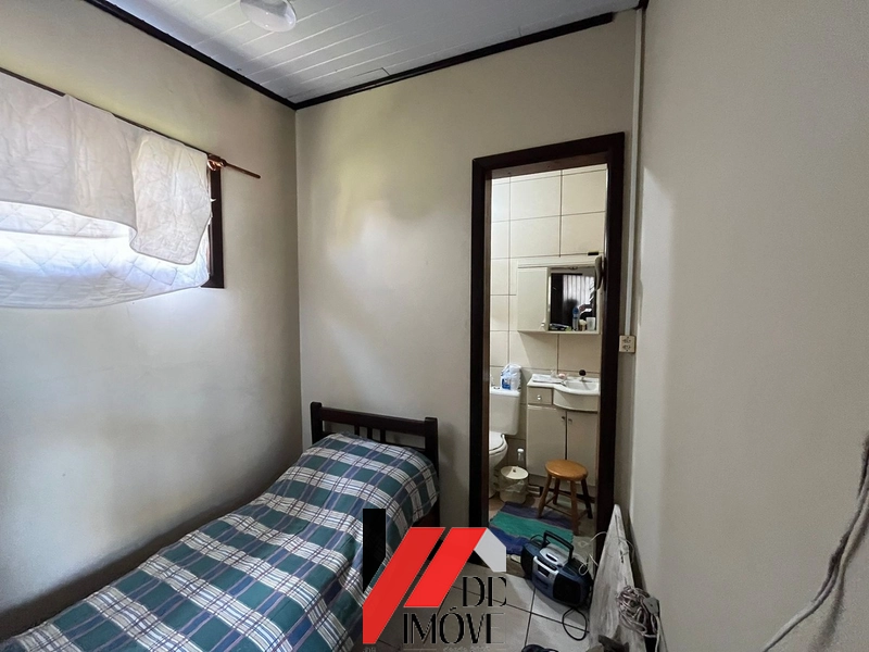 CASA A POUCOS METROS DO MAR: 12ª foto da galeria de imagens do imóvel