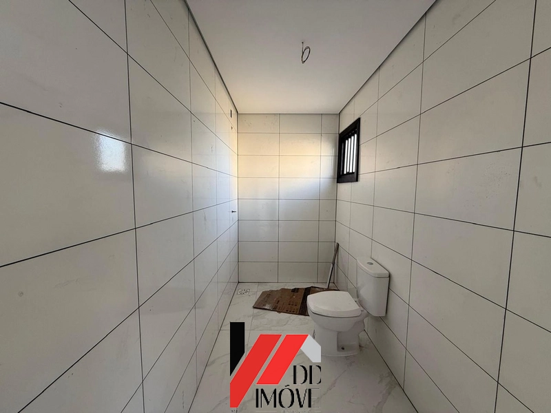 CASA EM TERRENO INTEIRO: 8ª foto da galeria de imagens do imóvel