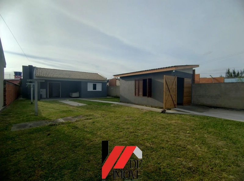 CASA A DUAS QUADRAS DO MAR: 1ª foto da galeria de imagens do imóvel