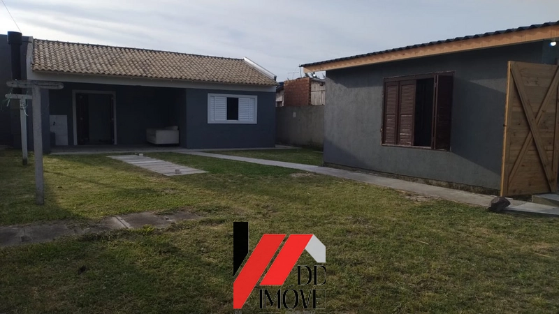 CASA A DUAS QUADRAS DO MAR: 2ª foto da galeria de imagens do imóvel