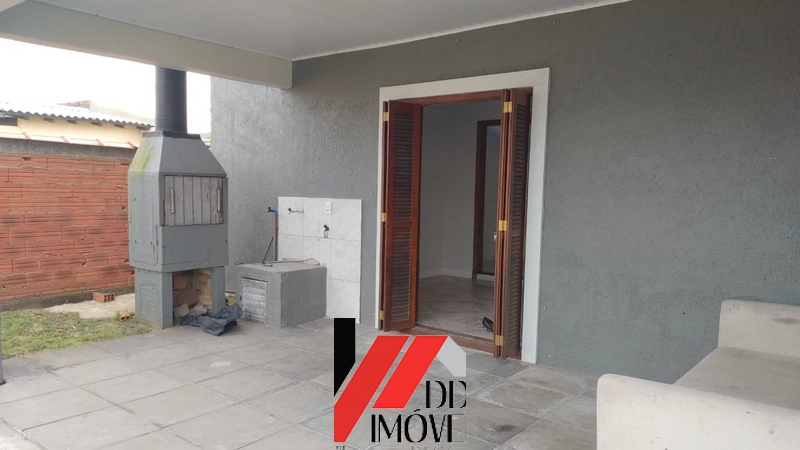 CASA A DUAS QUADRAS DO MAR: 2ª foto da galeria de imagens do imóvel