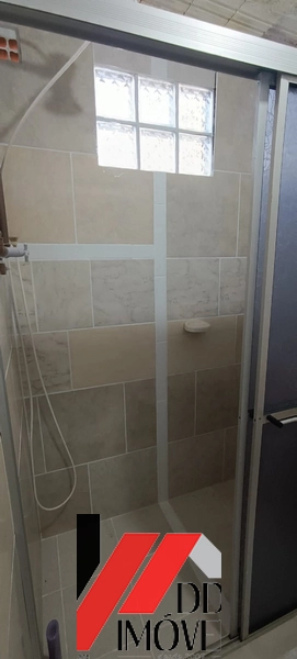 CASA SIMPLES EM TERRENO INTEIRO NO BAIRRO JARDIM BEIRA-MAR: 11ª foto da galeria de imagens do imóvel