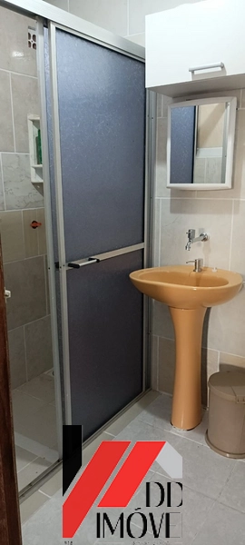 CASA SIMPLES EM TERRENO INTEIRO NO BAIRRO JARDIM BEIRA-MAR: 13ª foto da galeria de imagens do imóvel