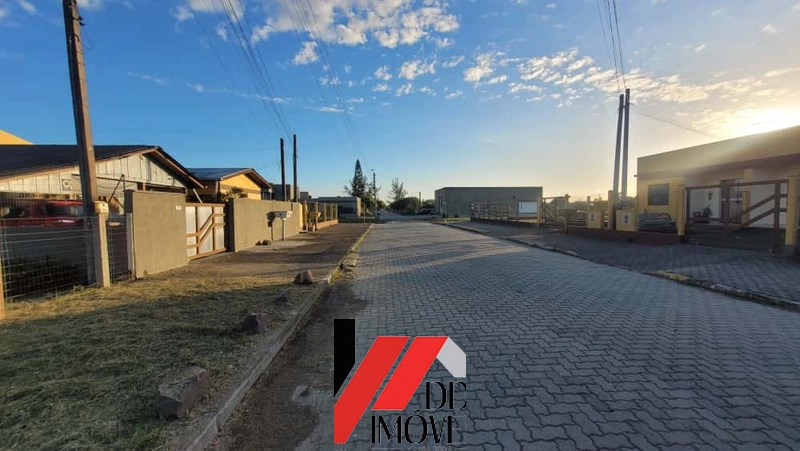 CASA SIMPLES EM TERRENO INTEIRO NO BAIRRO JARDIM BEIRA-MAR: 9ª foto da galeria de imagens do imóvel