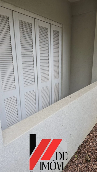 CASA COM 3 DORMITÓRIOS E 2 SUÍTES: 5ª foto da galeria de imagens do imóvel