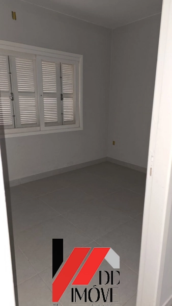 CASA COM 3 DORMITÓRIOS E 2 SUÍTES: 15ª foto da galeria de imagens do imóvel