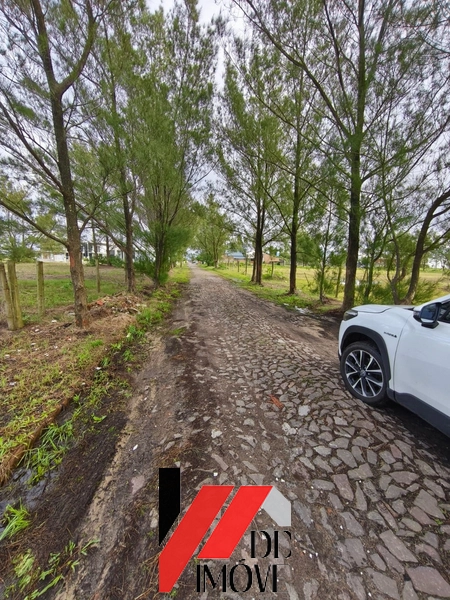 TERRENO A 50 METROS DO MAR: 3ª foto da galeria de imagens do imóvel