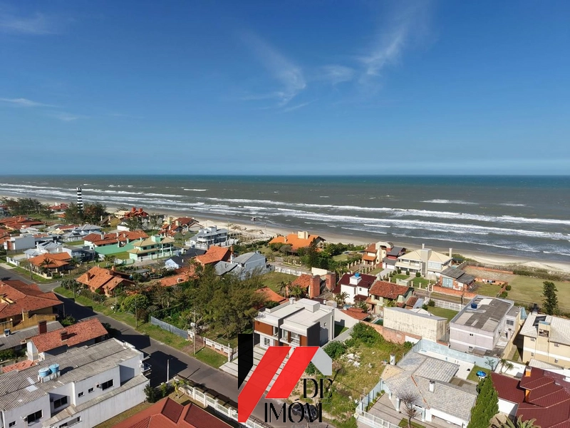 SOBRADO À VENDA EM CAPÃO DA CANOA, JUNTO AO MAR: 2ª foto da galeria de imagens do imóvel