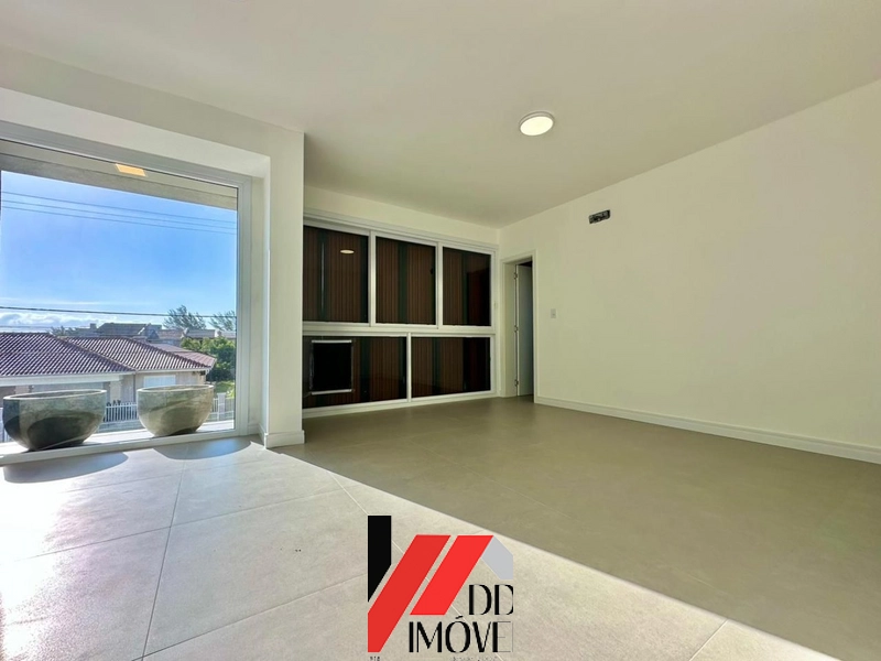 SOBRADO À VENDA EM CAPÃO DA CANOA, JUNTO AO MAR: 15ª foto da galeria de imagens do imóvel