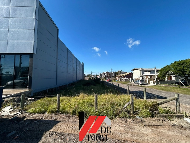 TERRENO NA AV. PARAGUASSU: 1ª foto da galeria de imagens do imóvel