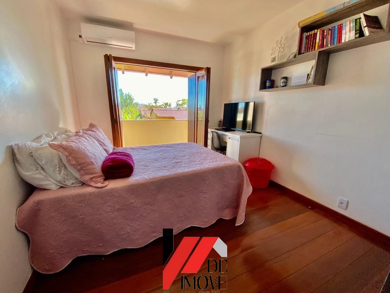 SOBRADO UMA QUADRA DO MAR  3 DORM: 18ª foto da galeria de imagens do imóvel