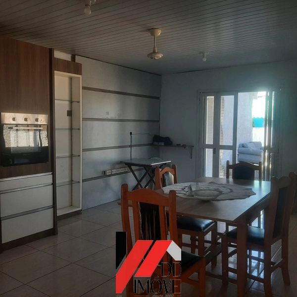 CASA COM  2 DORMITÓRIOS NO ARCO IRÍS!!: 3ª foto da galeria de imagens do imóvel