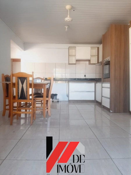 CASA COM  2 DORMITÓRIOS NO ARCO IRÍS!!: 6ª foto da galeria de imagens do imóvel