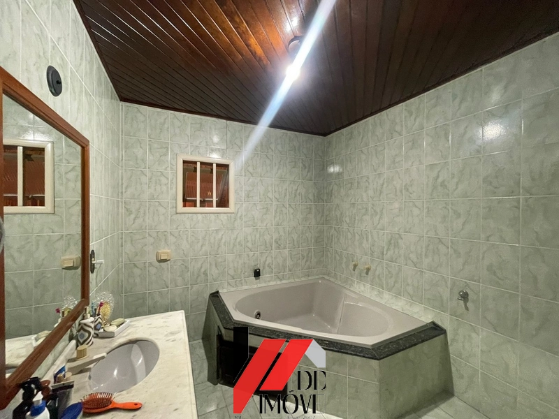 CASA A VENDA NA AV. PARAGUASSU: 22ª foto da galeria de imagens do imóvel