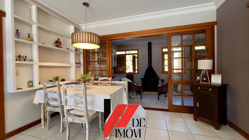 CASA MOBILIADA COM QUIOSQUE E PISCINA AQUECIDA: 4ª foto da galeria de imagens do imóvel