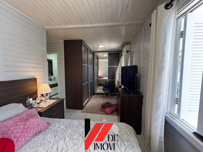 CASA À VENDA, LADO MAR BAIRRO ARAÇÁ !!: 16ª foto da galeria de imagens do imóvel