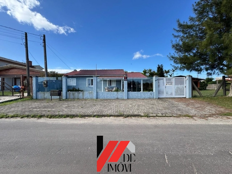 CASA À VENDA, LADO MAR BAIRRO ARAÇÁ !!