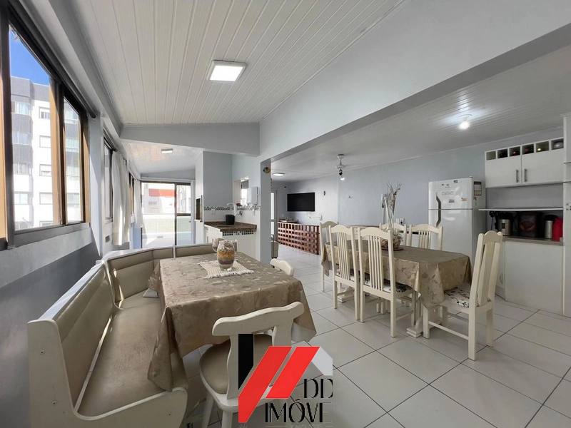 COBERTURA COM TERRAÇO A VENDA EM CAPÃO DA CANOA!