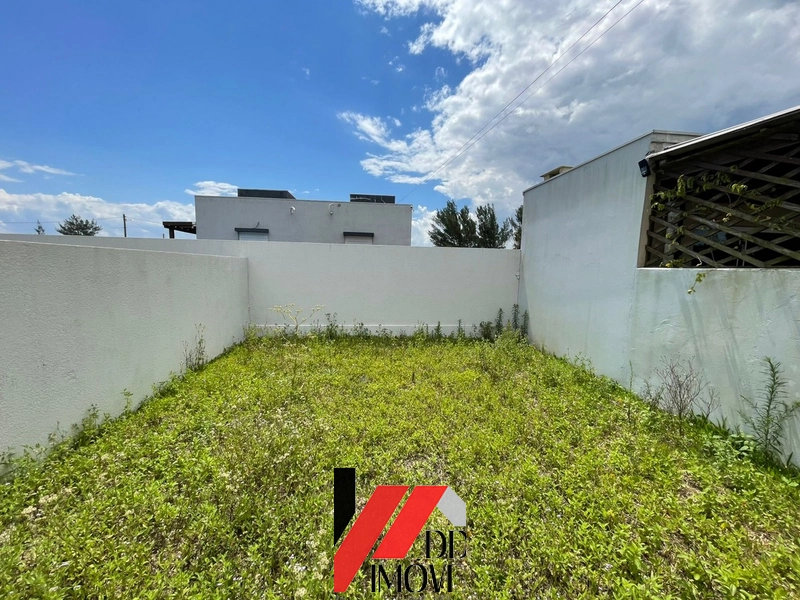 CASA A VENDA A UMA QUADRA DO MAR!!: 5ª foto da galeria de imagens do imóvel