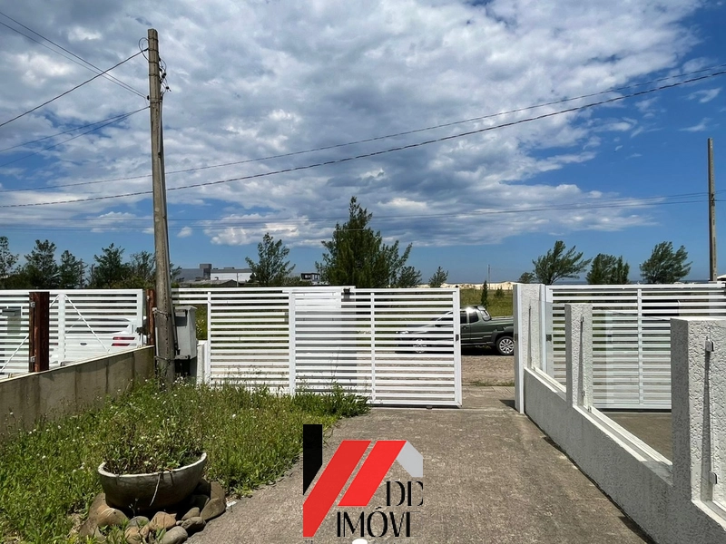 CASA A VENDA A UMA QUADRA DO MAR!!: 17ª foto da galeria de imagens do imóvel