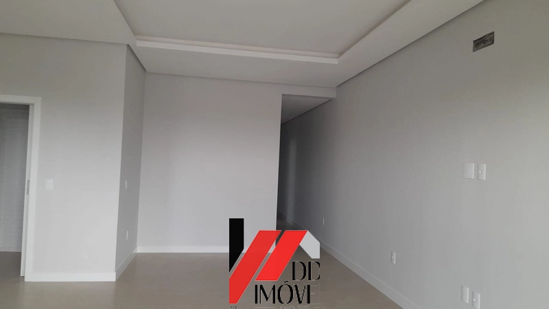 CASA A VENDA A UMA QUADRA DO MAR!!: 9ª foto da galeria de imagens do imóvel