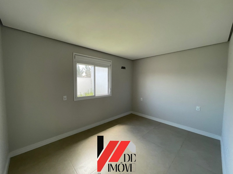 CASA A VENDA A UMA QUADRA DO MAR!!: 3ª foto da galeria de imagens do imóvel