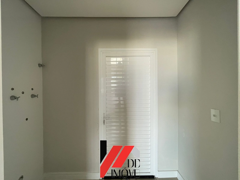 CASA A VENDA A UMA QUADRA DO MAR!!: 13ª foto da galeria de imagens do imóvel