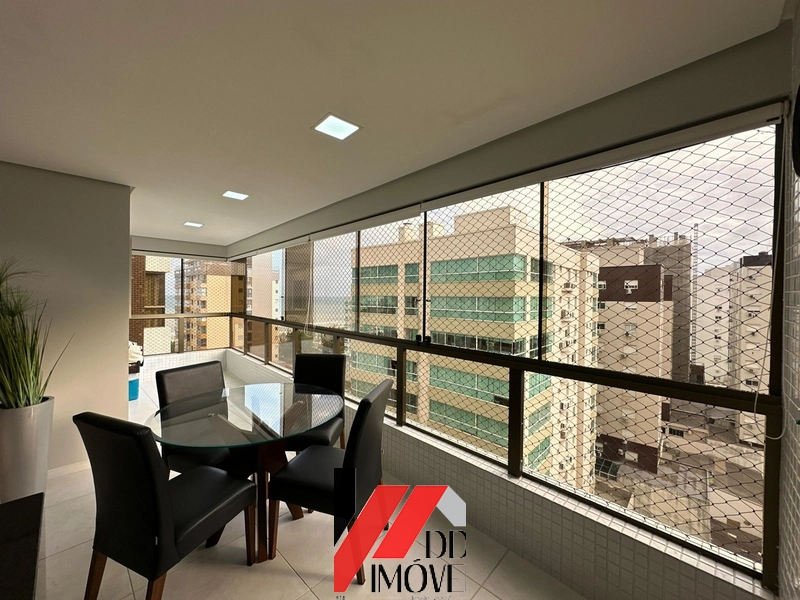 APARTAMENTO A VENDA MOBILIADO E DECORADO COM DUAS VAGAS DE GARAGEM!!