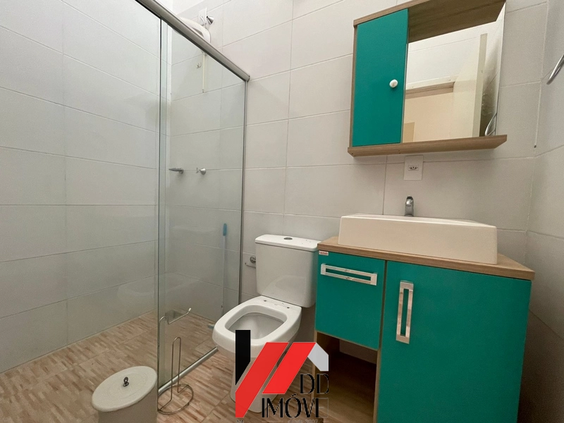 CASA A VENDA COM PÁTIO FRENTE E FUNDOS!!: 13ª foto da galeria de imagens do imóvel