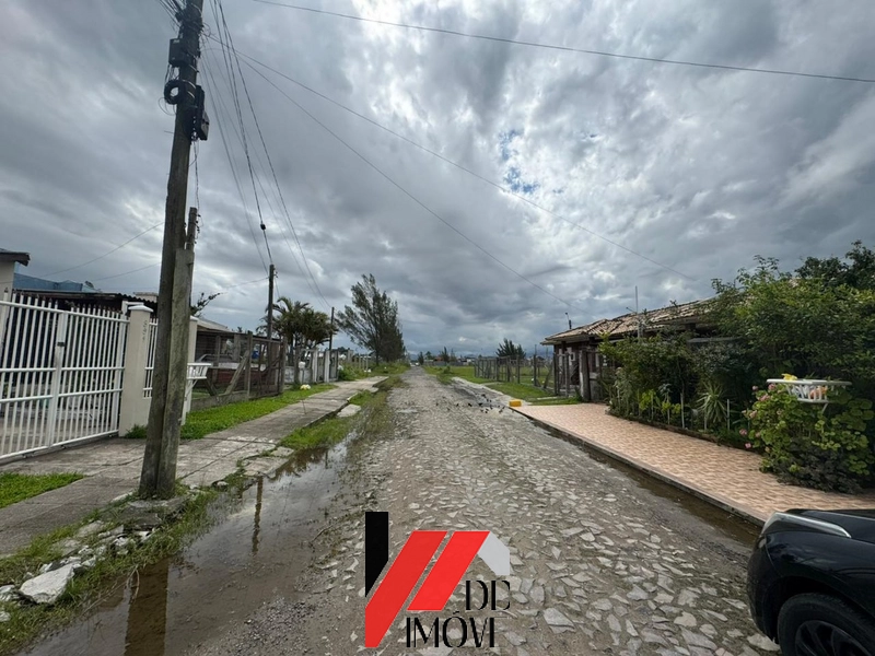 CASA À VENDA NO BAIRRO GUARANI A apenas 300 metros da Av. Paraguassu: 5ª foto da galeria de imagens do imóvel