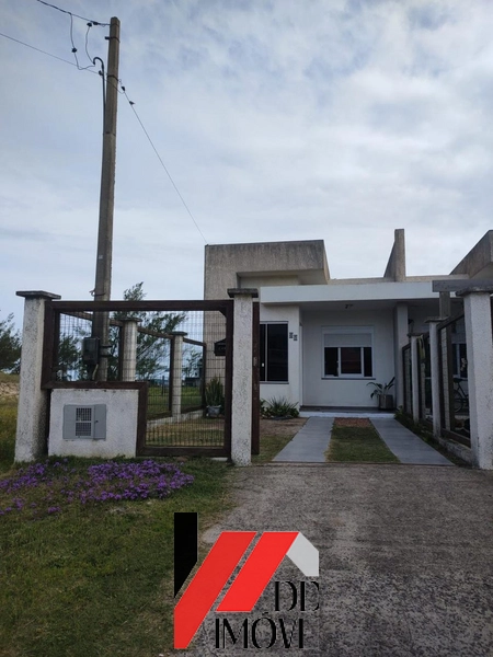 CASA LADO MAR A VENDA COM 2 DORMITÓRIOS!!: 2ª foto da galeria de imagens do imóvel