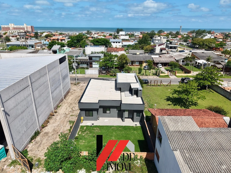 CASA À VENDA EM CAPÃO DA CANOA COM 4 SUÍTES: 2ª foto da galeria de imagens do imóvel